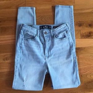 HOLLISTER CALIFORNIA 3S Ultra High-Rise Jeans Classic Stretch Size W26 L28